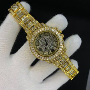 Luxury Style Gold Color Men's Watch